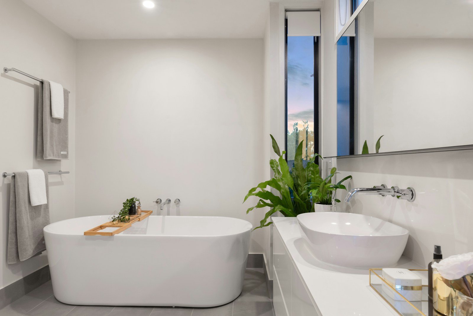 Kajaria Royale Sahara Onyx (Royale Touche) - Installed Wall